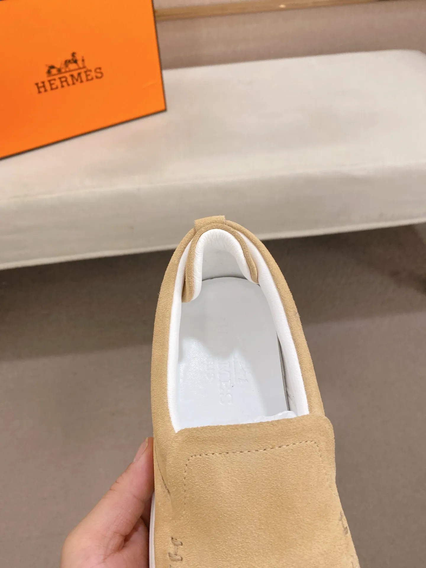 Men's clothing and shoes💰: 442💰《HERMES》【Classic original single version】Hermès; top 🔝purchase agent🔍🔍men's latest 🇺🇸 counter sales simultaneously, imported from Italy original ▲▲cowhide ▲▲ (high-end, nobility, class) ) Exquisite workmanship (Italian 🇮🇹 imported water-dyed 🐂 cowhide lining) sole: original sole provided by the original factory, ⚠️exclusive double-layer activity·TPR·rubber·combined molded outsole; super comfortable·wear-resistant·non-slip·environmental protection The real thing is more beautiful if you take the real thing (high quality, follow the order). You can enter and exit the counter at will * Number of yards: 38-44 (45 can be customized and cannot be returned or exchanged)